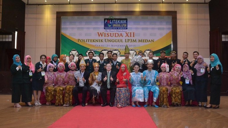 Politeknik Unggul LP3M Medan PULMED  Universitas Swasta