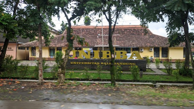 Universitas-Bale-Bandung-678x381