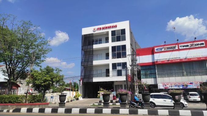 Institut-Teknologi-Dan-Bisnis-ITB-Semarang-680x437-1-678x381-1