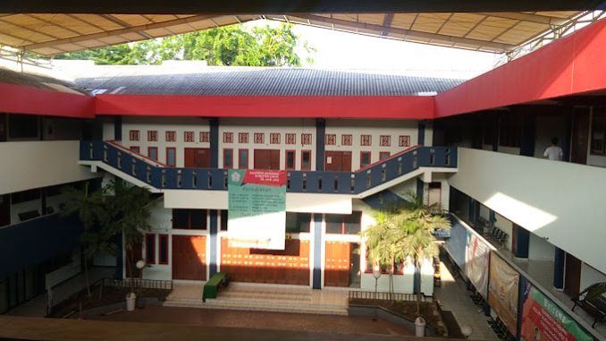 STIKOM-InterStudi-678x381